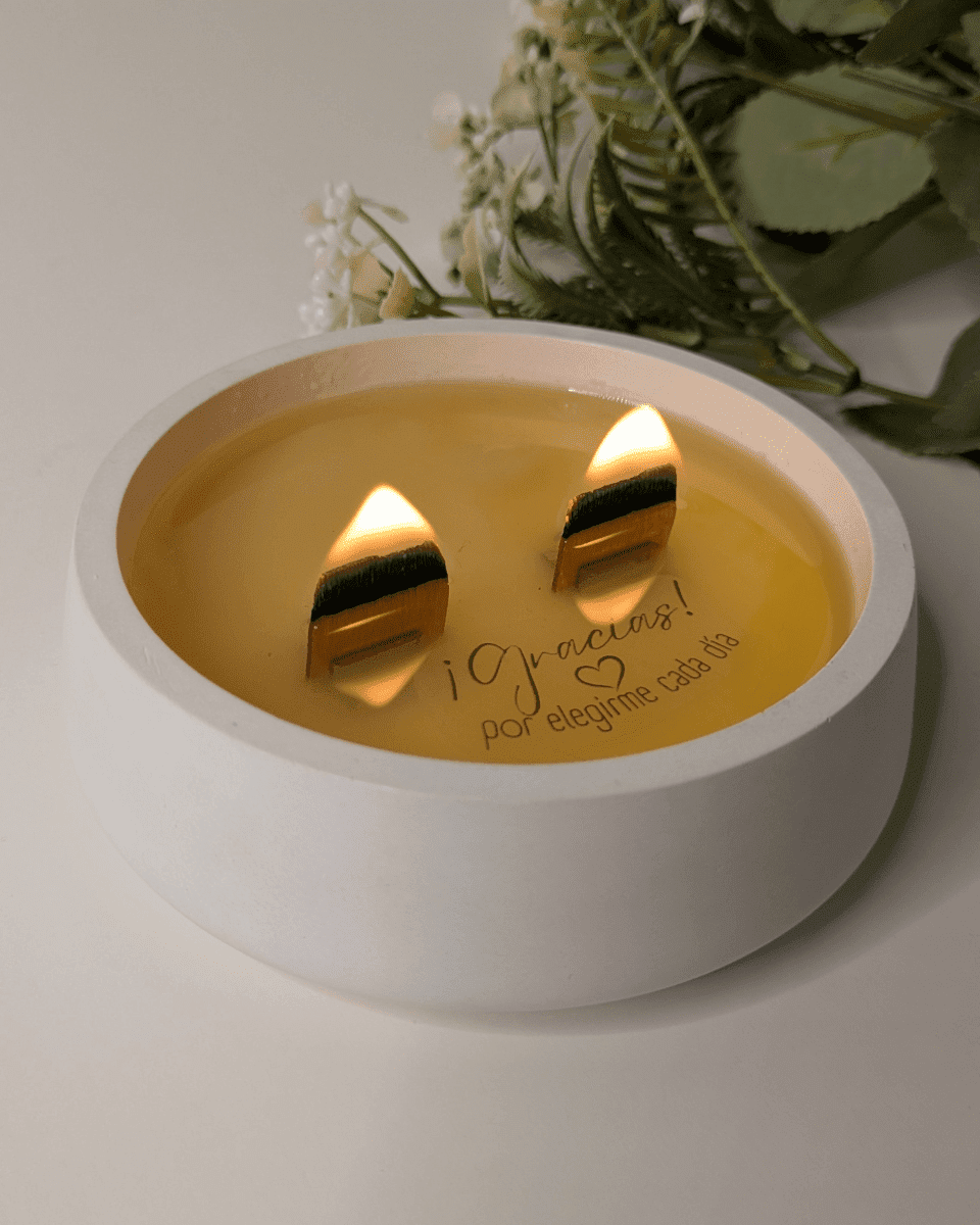 Vela aromática con mensaje oculto – “Gracias por elegirme cada día”