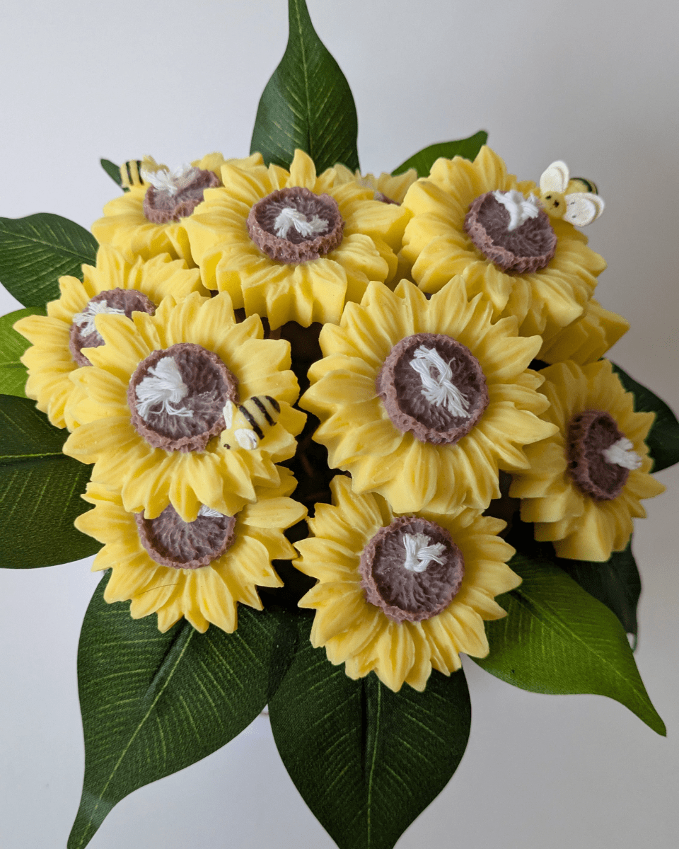 BOUQUET CAJA BLANCA GIRASOLES